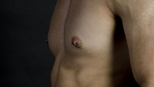 nipple piecing
